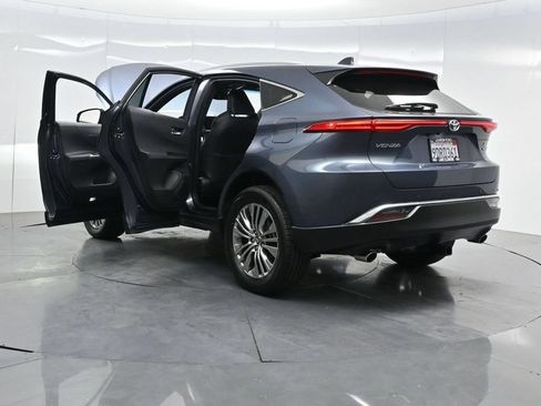 Used 2022 Toyota Venza XLE AWD/4WD image 68