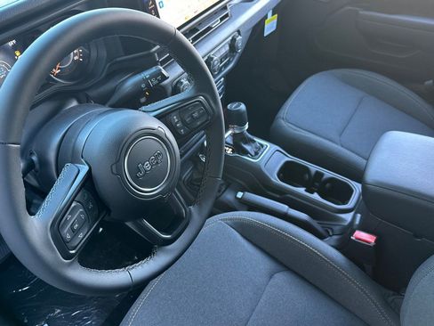 New 2026 Jeep Gladiator Sport image 11