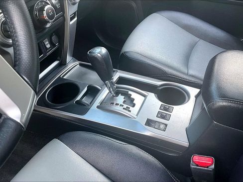 Used 2018 Toyota 4Runner SR5 Premium image 19