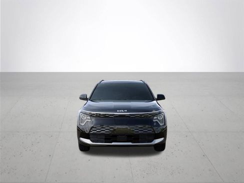 New 2026 Kia Niro Wind w/ Wind Preserve Package image 2