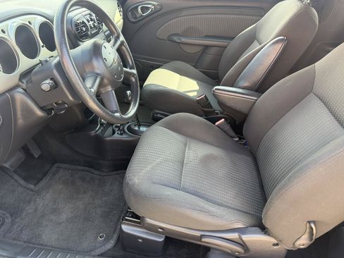 Used 2005 Chrysler PT Cruiser Touring FWD image 15
