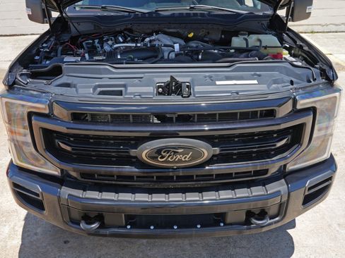 Used 2021 Ford F250 Lariat AWD/4WD image 8