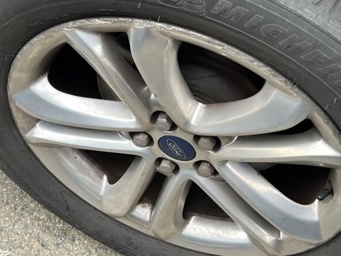 Used 2016 Ford Edge SEL w/ Equipment Group 201A image 22