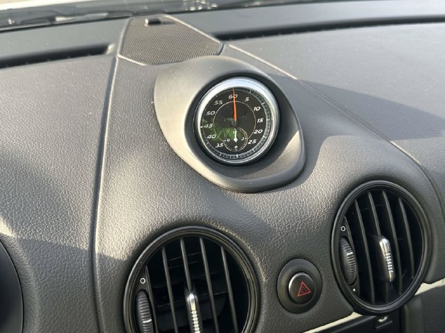 Used 2011 Porsche Boxster Spyder RWD image 28
