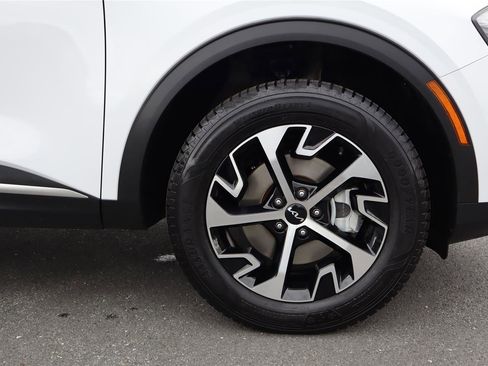 Used 2023 Kia Sportage EX AWD/4WD image 11