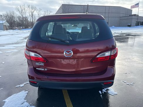 Used 2012 MAZDA MAZDA5 Sport image 6