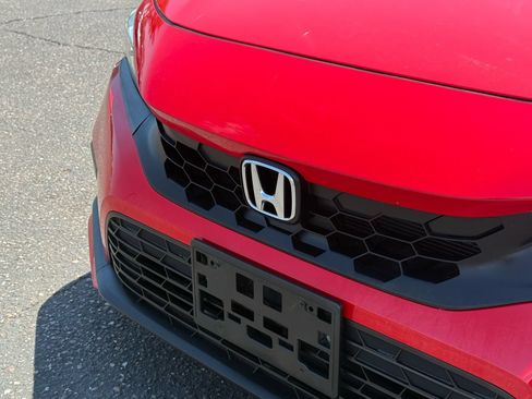 Used 2024 Honda Civic Sport image 31