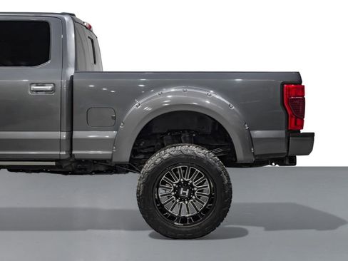 Used 2022 Ford F350 Limited image 11