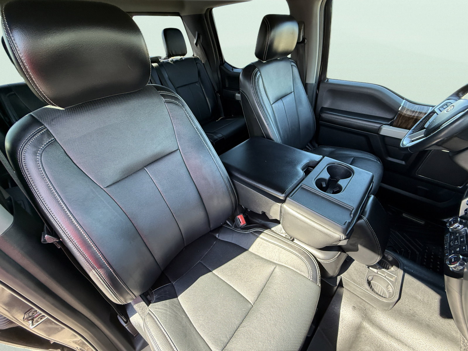 Used 2018 Ford F150 Lariat AWD/4WD image 16
