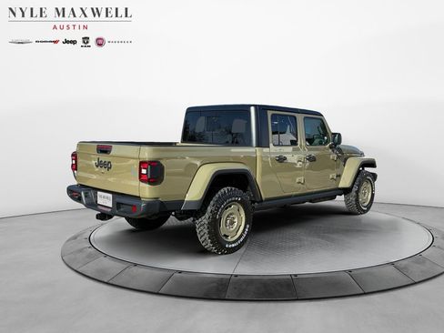 New 2026 Jeep Gladiator Willys AWD/4WD image 16