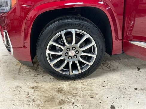 Certified 2023 GMC Acadia Denali w/ Denali Ultimate Package image 15