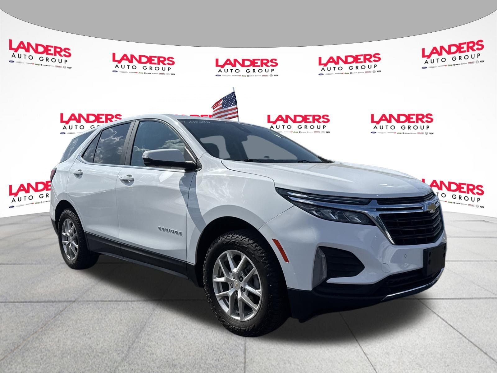 Used 2024 Chevrolet Equinox LT AWD/4WD image 1
