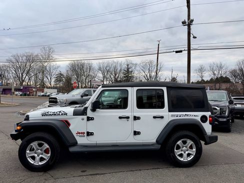 Used 2019 Jeep Wrangler Unlimited Sport S image 4