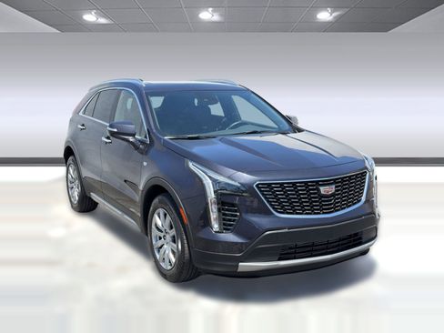 Certified 2023 Cadillac XT4 Premium Luxury w/ Driver Assist Package FWD image 6
