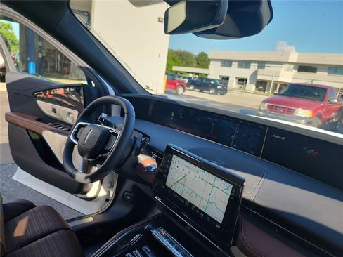 New 2026 Lincoln Nautilus Reserve image 30