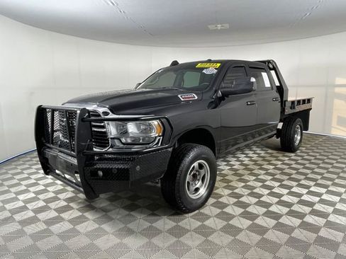 Used 2020 RAM 2500 Big Horn w/ Towing Technology Group image 1
