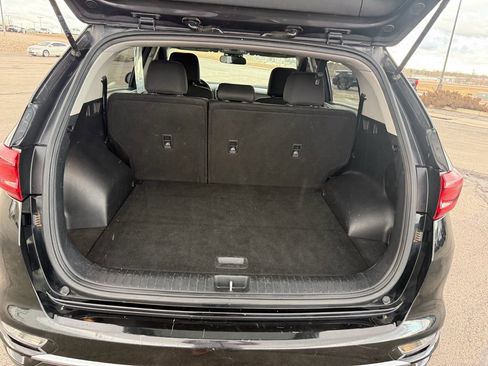 Used 2021 Kia Sportage LX image 17
