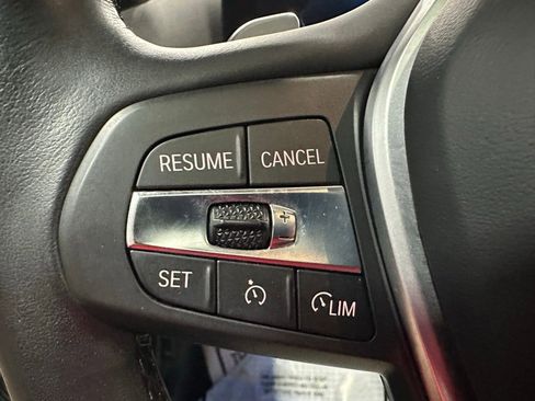 Used 2023 BMW 330i xDrive Sedan w/ Premium Package image 19