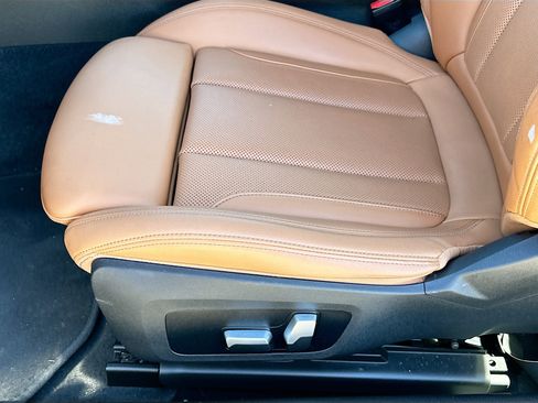 Used 2023 BMW 230i Coupe w/ Convenience Package image 19