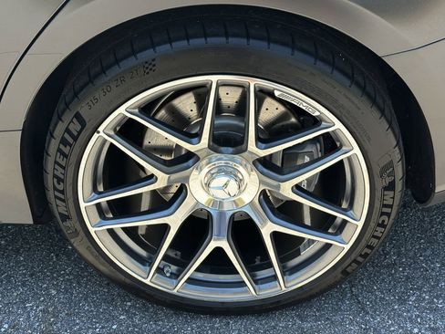 Certified 2021 Mercedes-Benz AMG GT 43 image 23