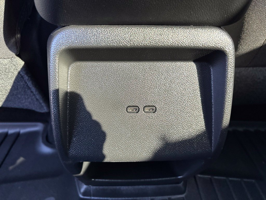 Used 2025 Chevrolet Equinox EV LT FWD image 27