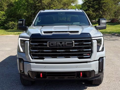 Used 2024 GMC Sierra 2500 AT4 w/ AT4 Premium Plus Package AWD/4WD image 6