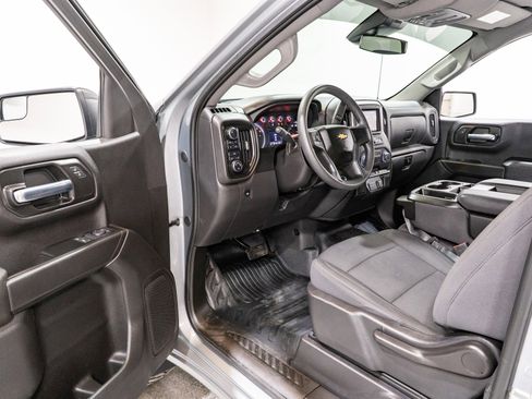 Used 2025 Chevrolet Silverado 1500 W/T w/ Trailering Package AWD/4WD image 12