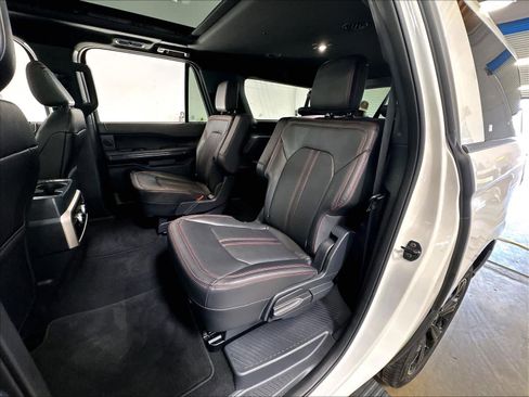 Used 2024 Ford Expedition Max Limited AWD/4WD image 27