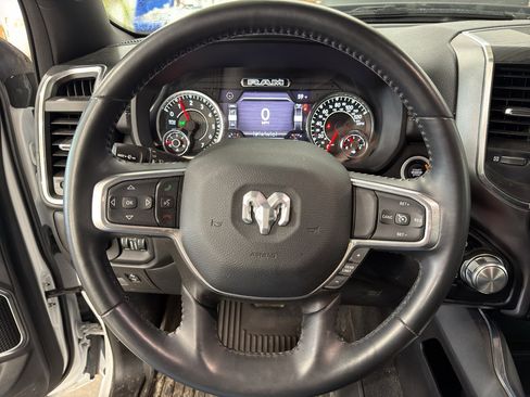 Used 2023 RAM 1500 Laramie AWD/4WD image 6