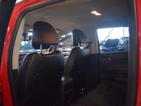 Used 2019 Chevrolet Colorado Z71 image 60