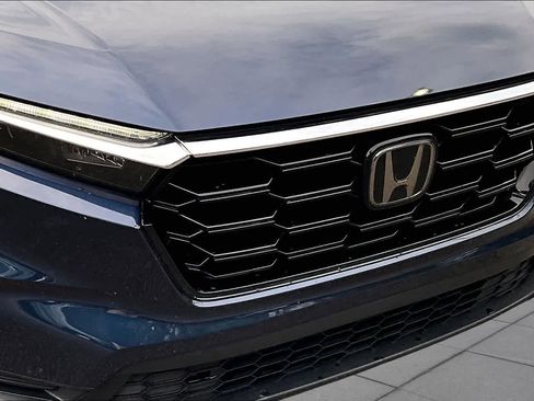 Used 2024 Honda CR-V EX image 30