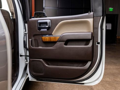 Used 2016 GMC Sierra 1500 SLE w/ SLE Value Package image 36