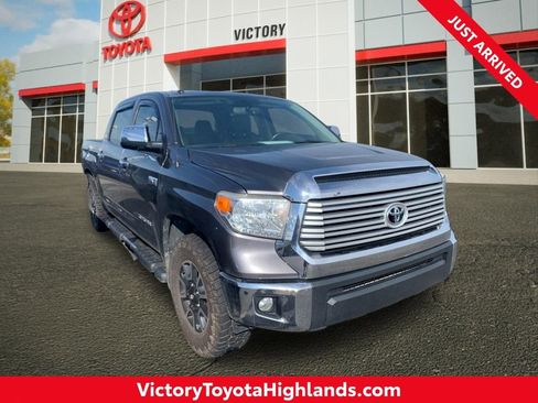 Used 2017 Toyota Tundra Limited w/ Limited Premium Package AWD/4WD image 1