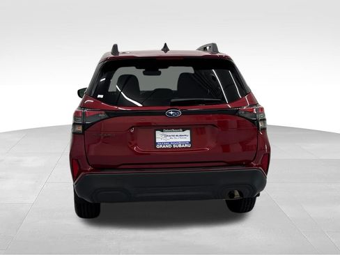 Used 2026 Subaru Forester Premium AWD/4WD image 6