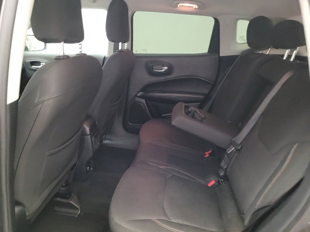 Used 2018 Jeep Compass Sport FWD image 18