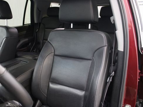 Used 2017 GMC Yukon SLT w/ HD Trailering Package image 20