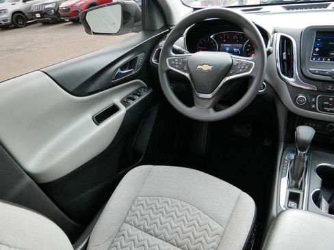 Used 2023 Chevrolet Equinox LS w/ LS Convenience Package image 13