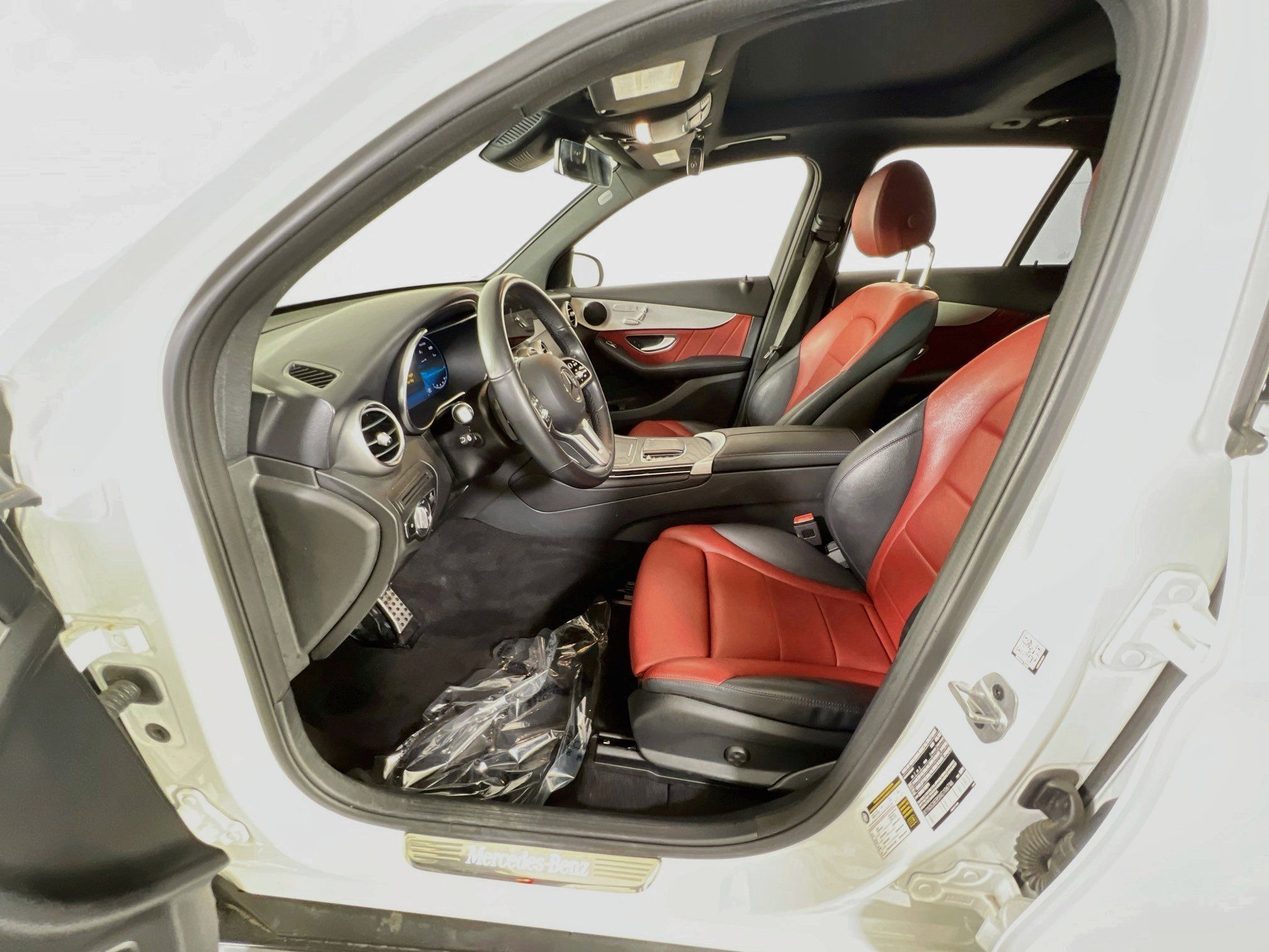 Used 2022 Mercedes-Benz GLC 300 4MATIC image 20