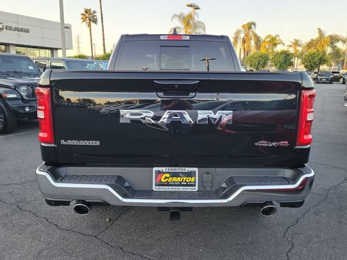 New 2026 RAM 1500 Laramie AWD/4WD image 19