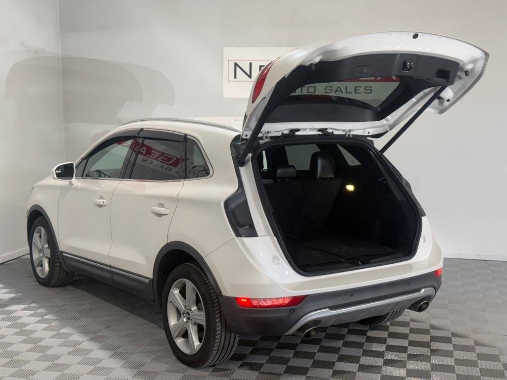 Used 2017 Lincoln MKC Premiere FWD image 35