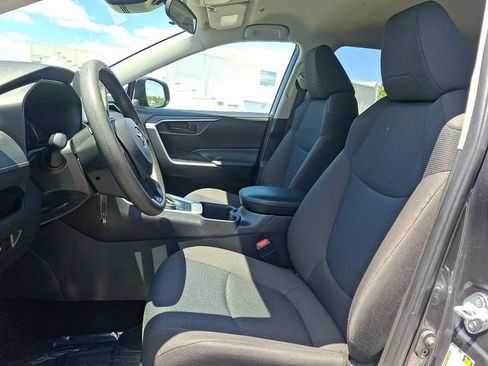 Certified 2025 Toyota RAV4 LE AWD/4WD image 13