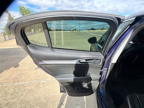 Used 2018 Alfa Romeo Stelvio Sport w/ Cold Weather Package image 31