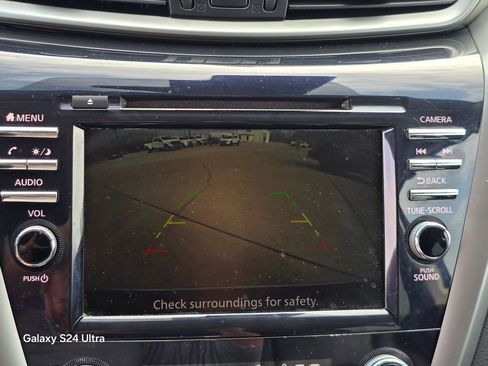 Used 2023 Nissan Murano SV image 24