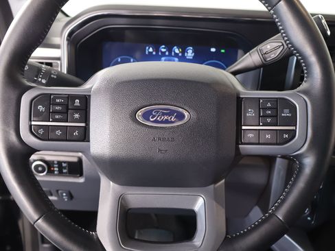 Used 2024 Ford F250 Lariat w/ Lariat Ultimate Package AWD/4WD image 3