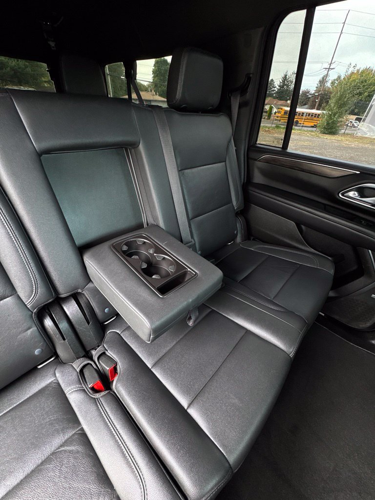 Used 2021 Chevrolet Suburban LT AWD/4WD image 31