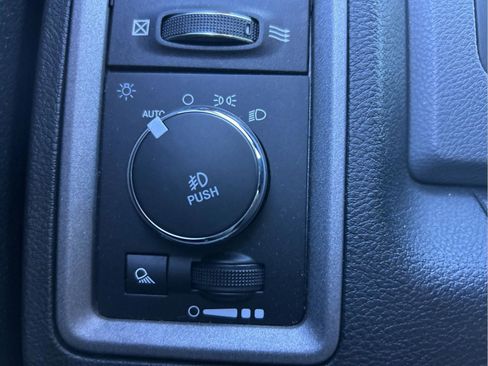 Certified 2018 RAM 1500 Express w/ Express Value Package image 15