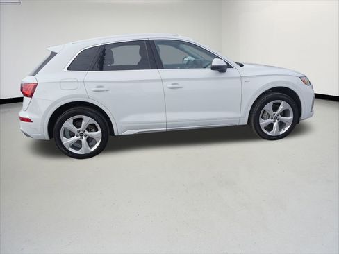 Certified 2022 Audi Q5 2.0T Premium Plus w/ Premium Plus Package image 6