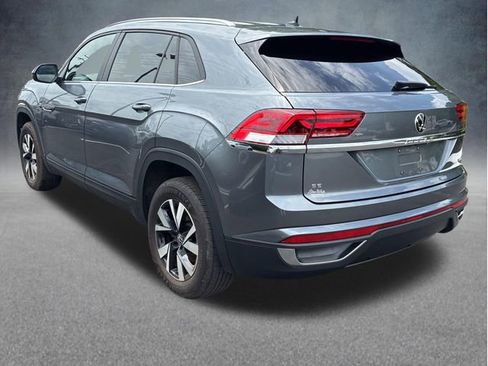 Used 2023 Volkswagen Atlas Cross Sport SE AWD/4WD image 3