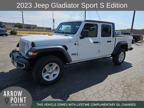 Used 2023 Jeep Gladiator Sport AWD/4WD image 5