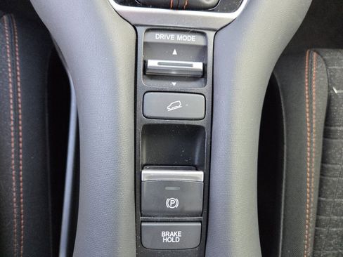 Certified 2025 Honda HR-V Sport image 30